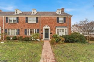 260 Walnut St #9 - Photo 1 of 1