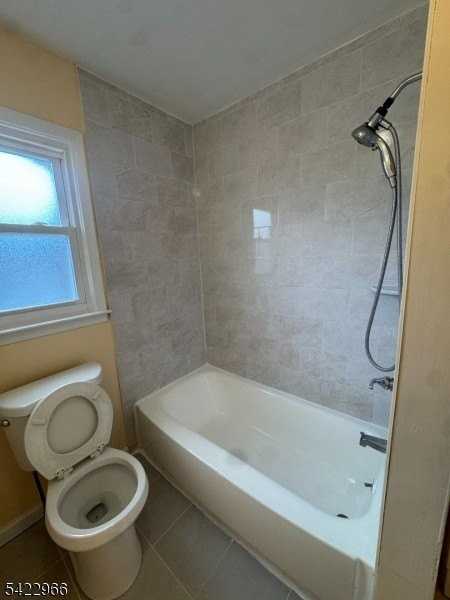 468 Boyden Ave - Photo 5 of 10