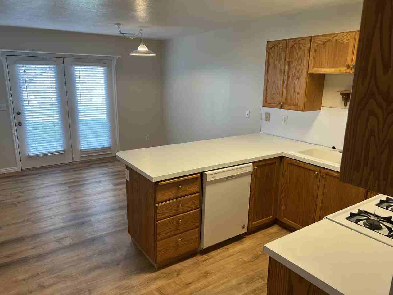 136 W 1320 S - Photo 6 of 18