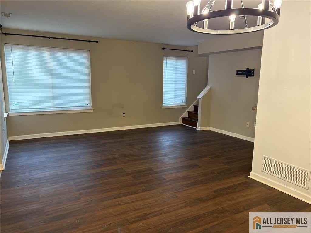 904 Gregorys Way #904 - Photo 6 of 16