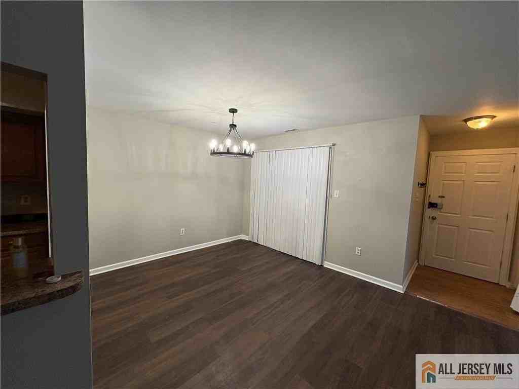 904 Gregorys Way #904 - Photo 7 of 16