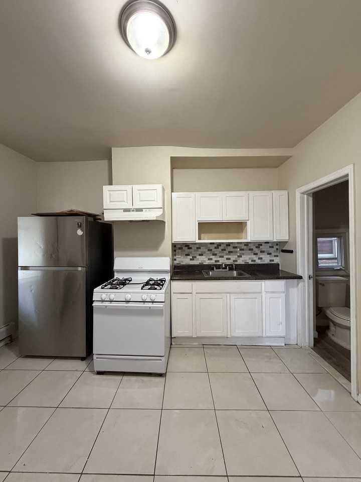 154 Taylor St. - Photo 2 of 13