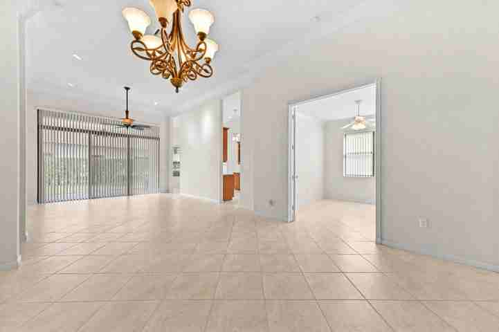 6823 Fabiano Circle - Photo 3 of 10