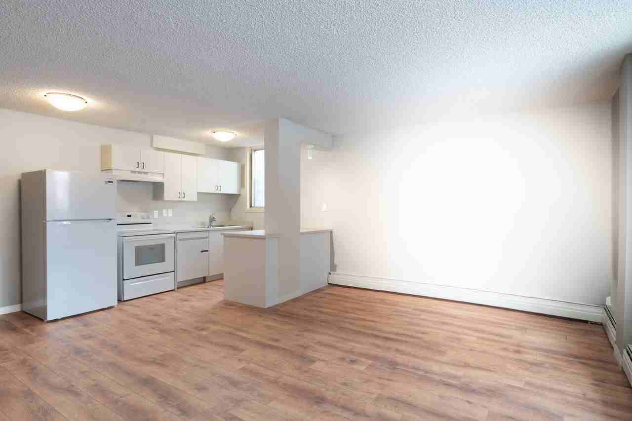 1337 13 Ave Sw - Photo 2 of 12