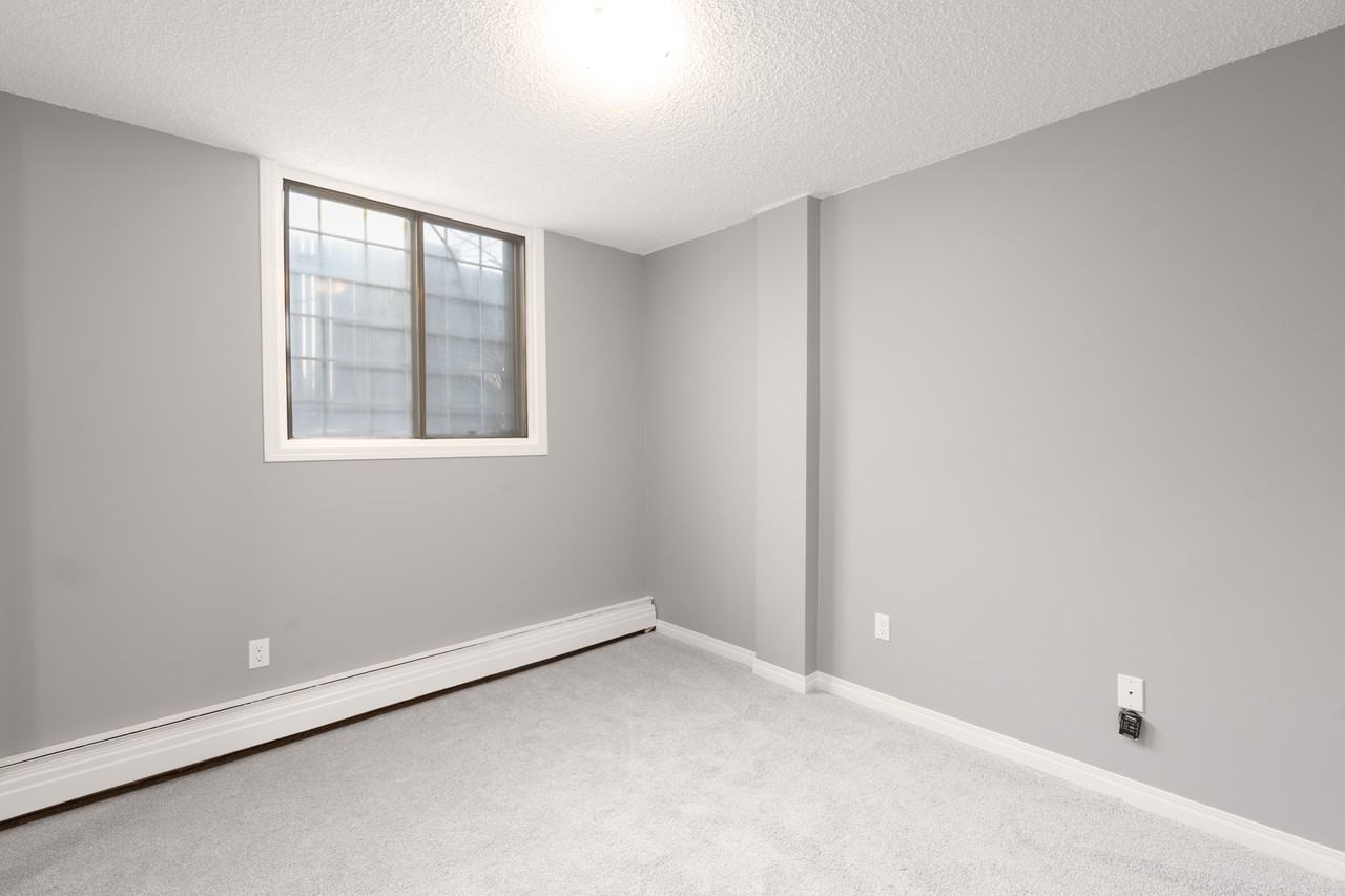 1337 13 Ave Sw - Photo 5 of 12