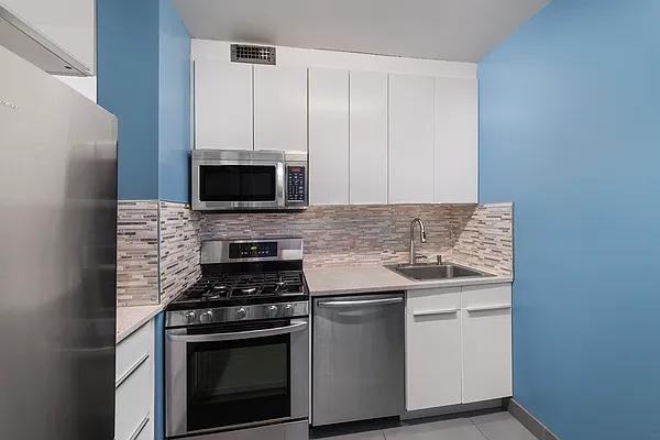 E 57th St #47F - Photo 5 of 13