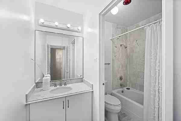 E 57th St #23F - Photo 5 of 17