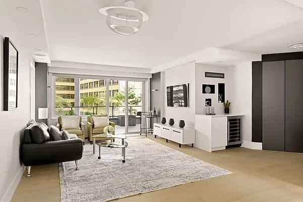 W 53rd St #11BC - Photo 4 of 20