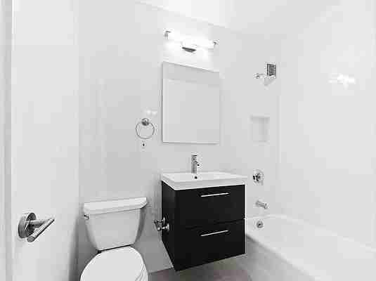 W 53rd St #35D - Photo 5 of 19