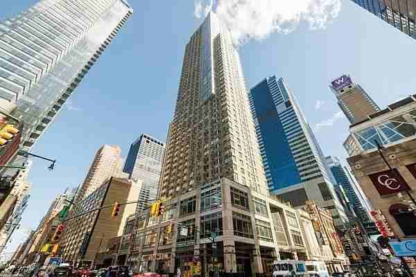 W 47th St #41F - Photo 6 of 20