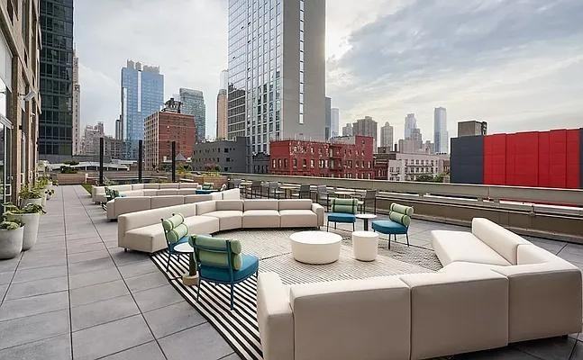 W 47th St #41F - Photo 7 of 20