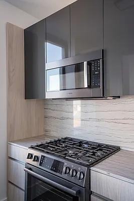 W 47th St #46B - Photo 5 of 20