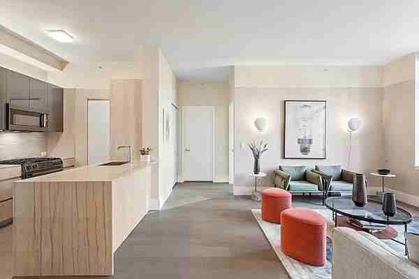 W 47th St #22F - Photo 2 of 20