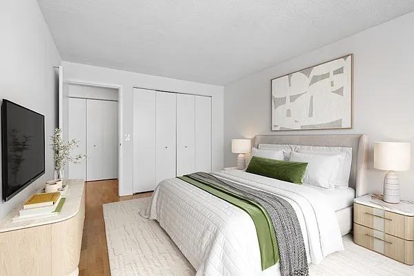 W 89th St #12K - Photo 5 of 20