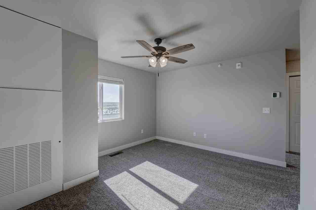 4823 5th Street - Photo 6 of 21