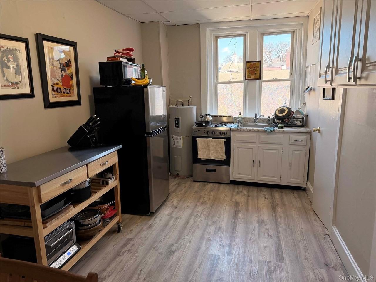 320 New York Ave Apt 2 - Photo 4 of 6