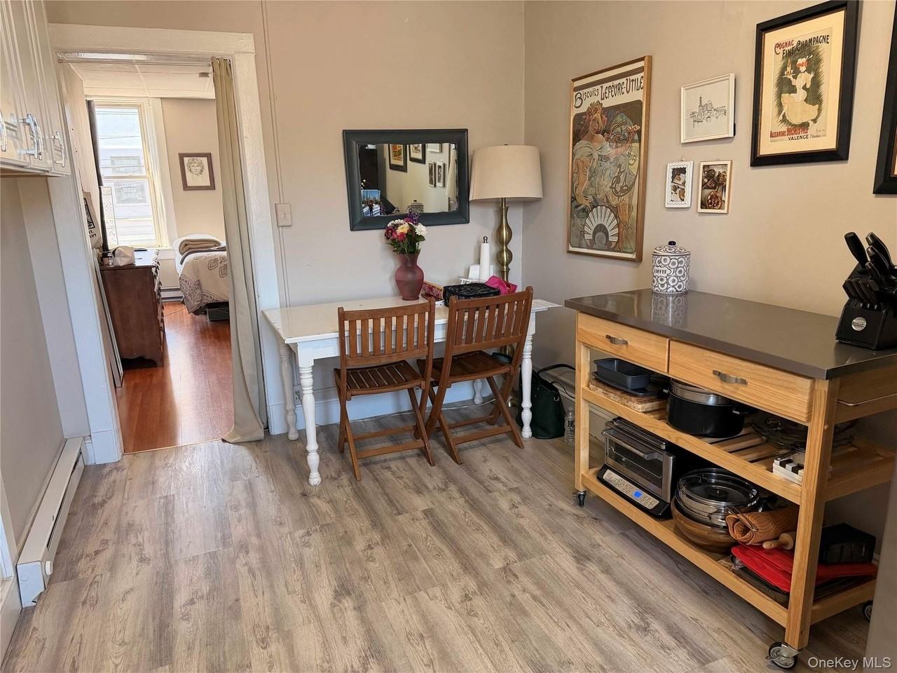 320 New York Ave Apt 2 - Photo 5 of 6