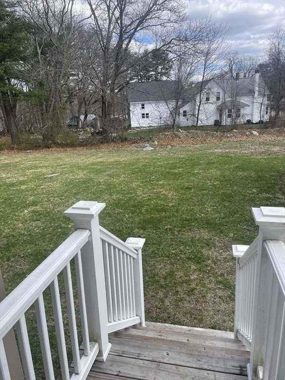 86 Pond St - Photo 5 of 17