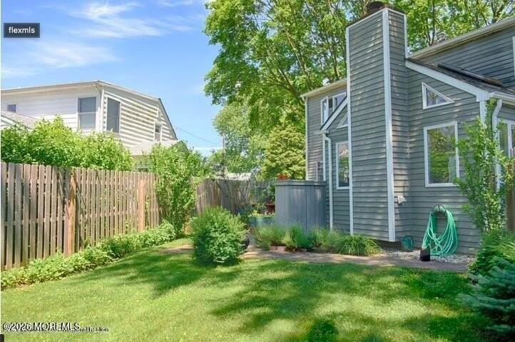 901 Woodcrest Dr - Photo 4 of 6