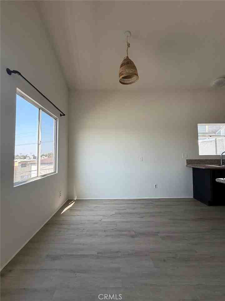 911 N Beaudry Ave #E - Photo 4 of 22