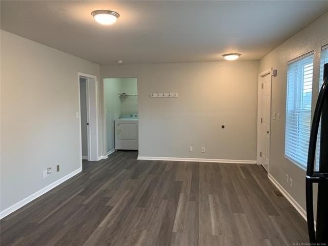 773 Hilltop Dr - Photo 3 of 13