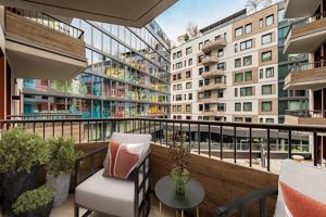 featured image of 123 Melrose St #724