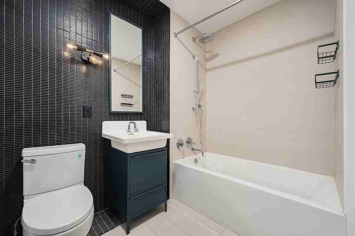 123 Melrose St #724 - Photo 6 of 8