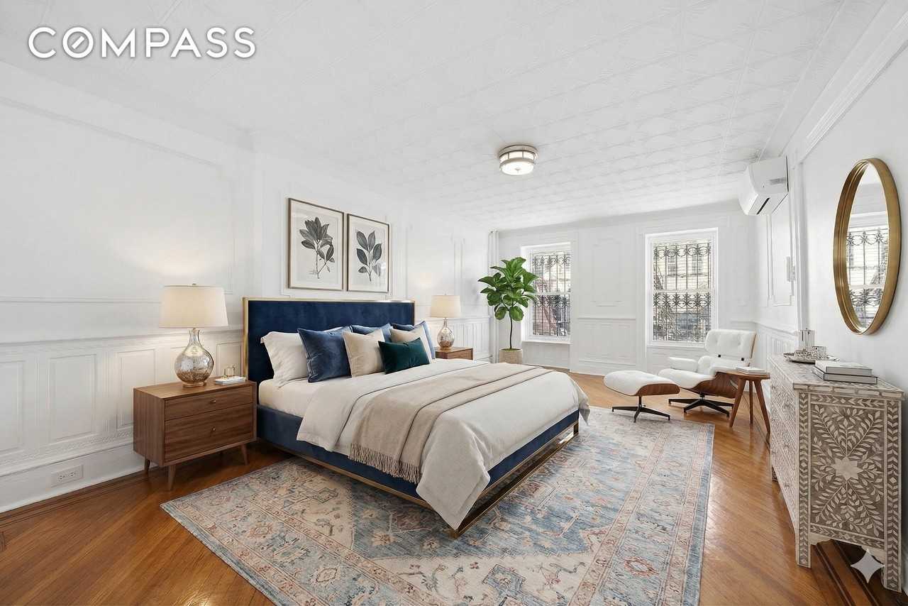 490A Monroe St #1 - Photo 2 of 11