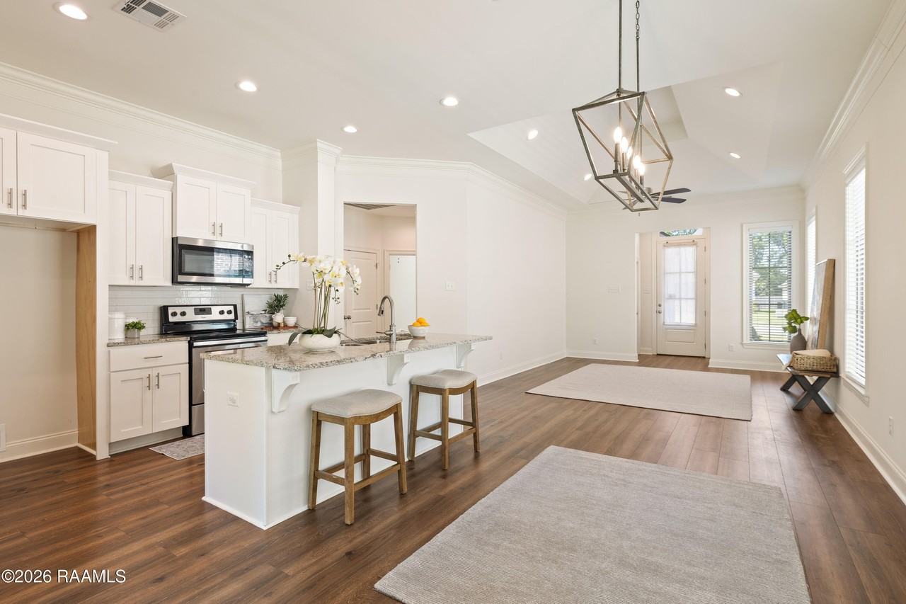 237 Twin Meadow Ln - Photo 5 of 18