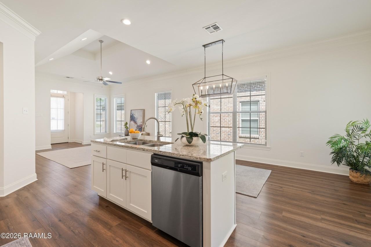 237 Twin Meadow Ln - Photo 6 of 18