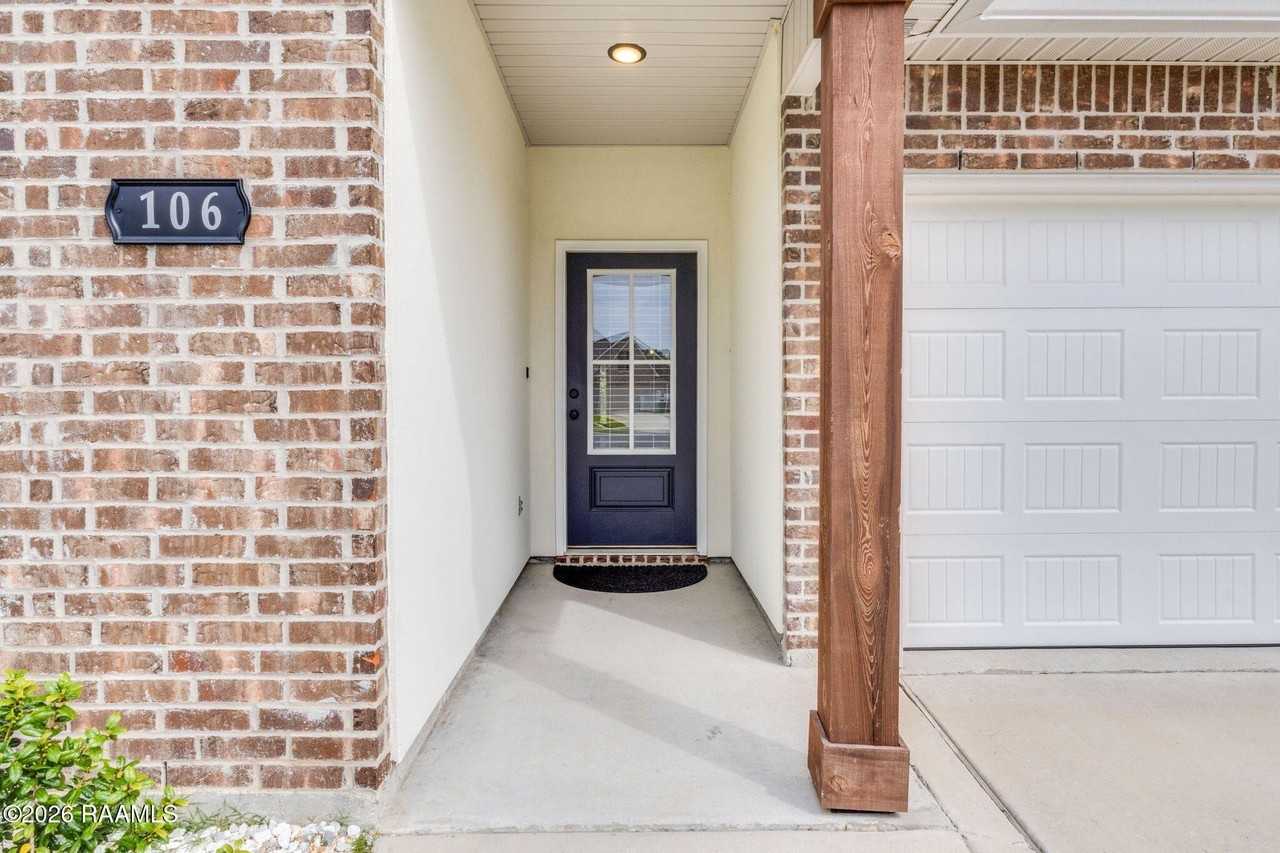 106 Virtuous St - Photo 2 of 21