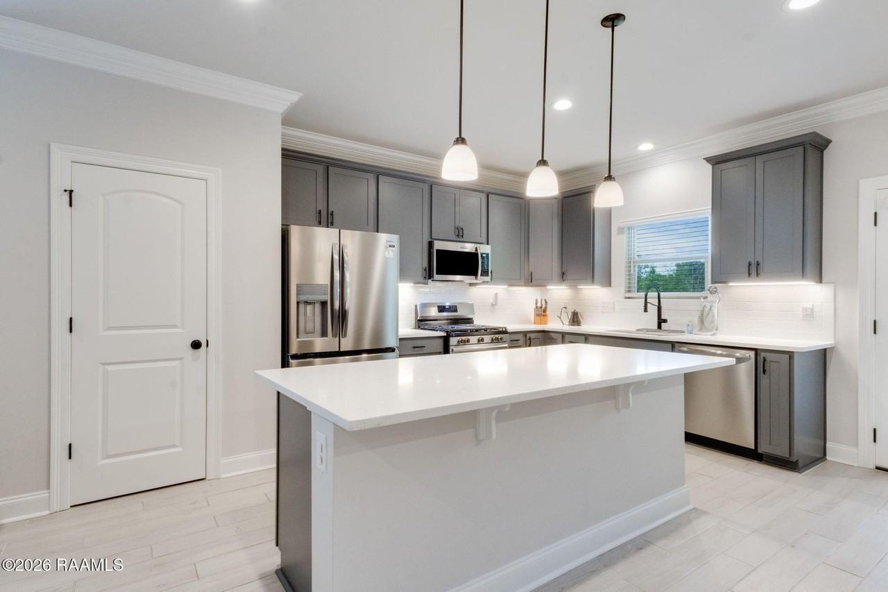 106 Virtuous St - Photo 7 of 21