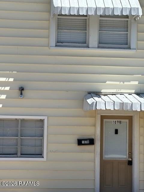 107 S College Rd Unit B - Photo 3 of 19