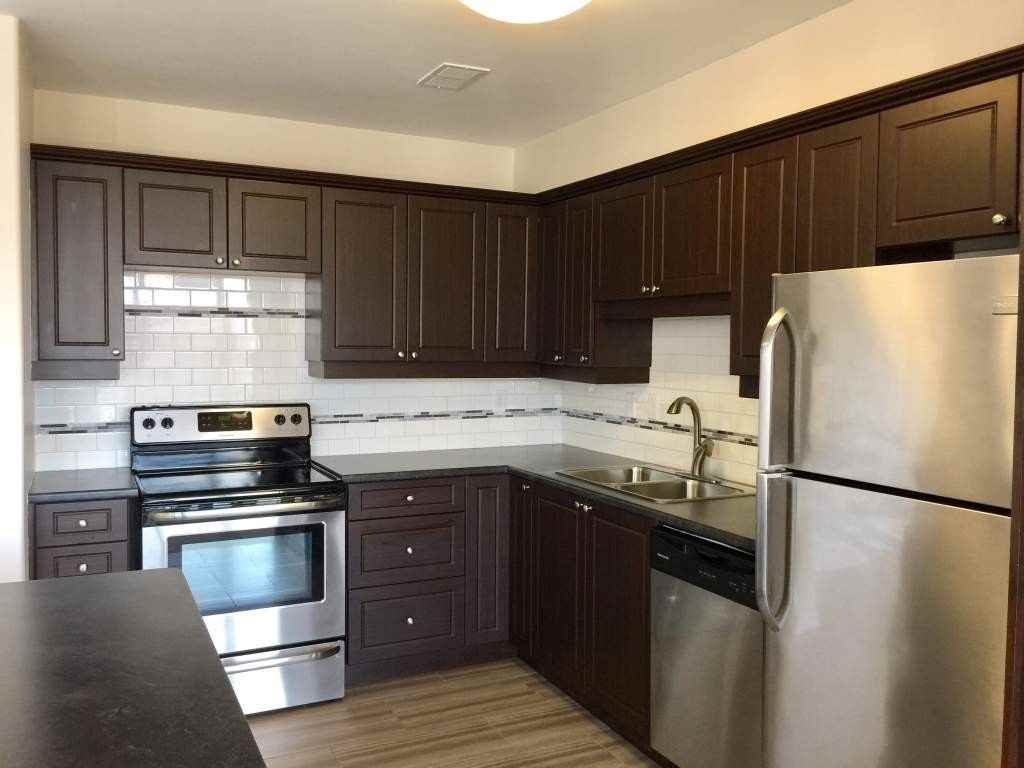 Bay 100 Apartments - Photo 7 of 21