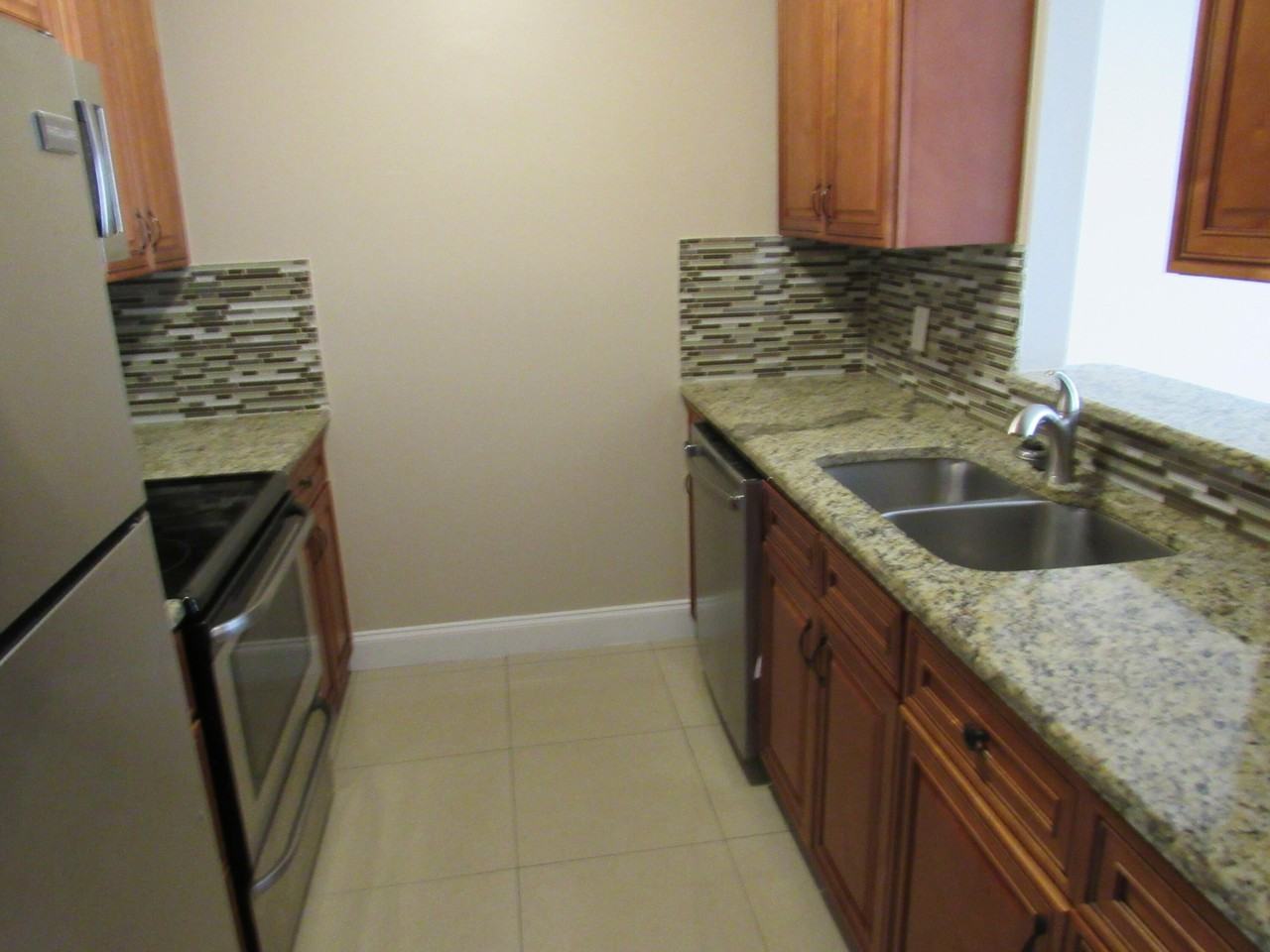 5203 Glencove Ln Unit 5203 - Photo 7 of 21