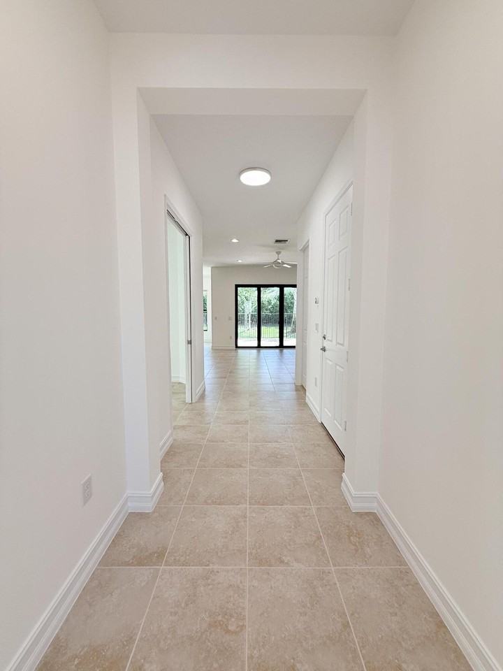 14572 White Jade Ter - Photo 7 of 50