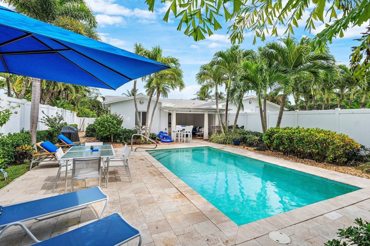 342 Ne 7th Ave - Photo 7 of 34