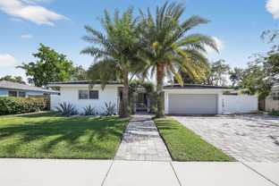 976 Sw 11th St - Photo 1 of 1