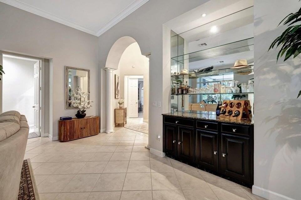 7602 Greenbrier Cir - Photo 7 of 28