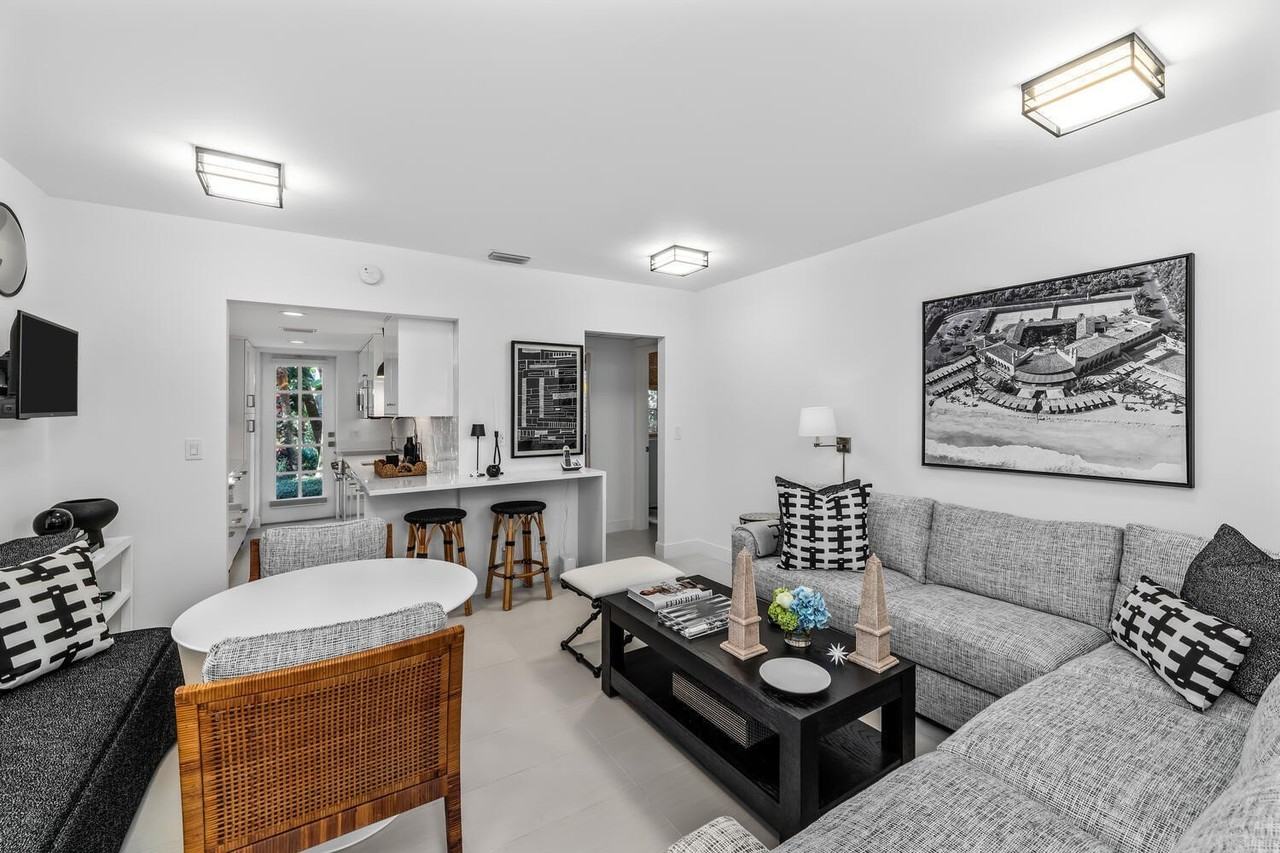 134 Peruvian Ave Apt 104 - Photo 7 of 20