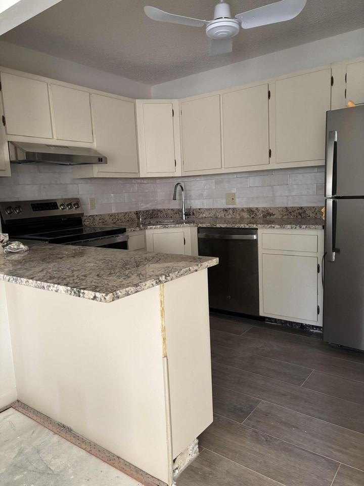 331 Knotty Pine Cir Apt B-2 - Photo 6 of 8