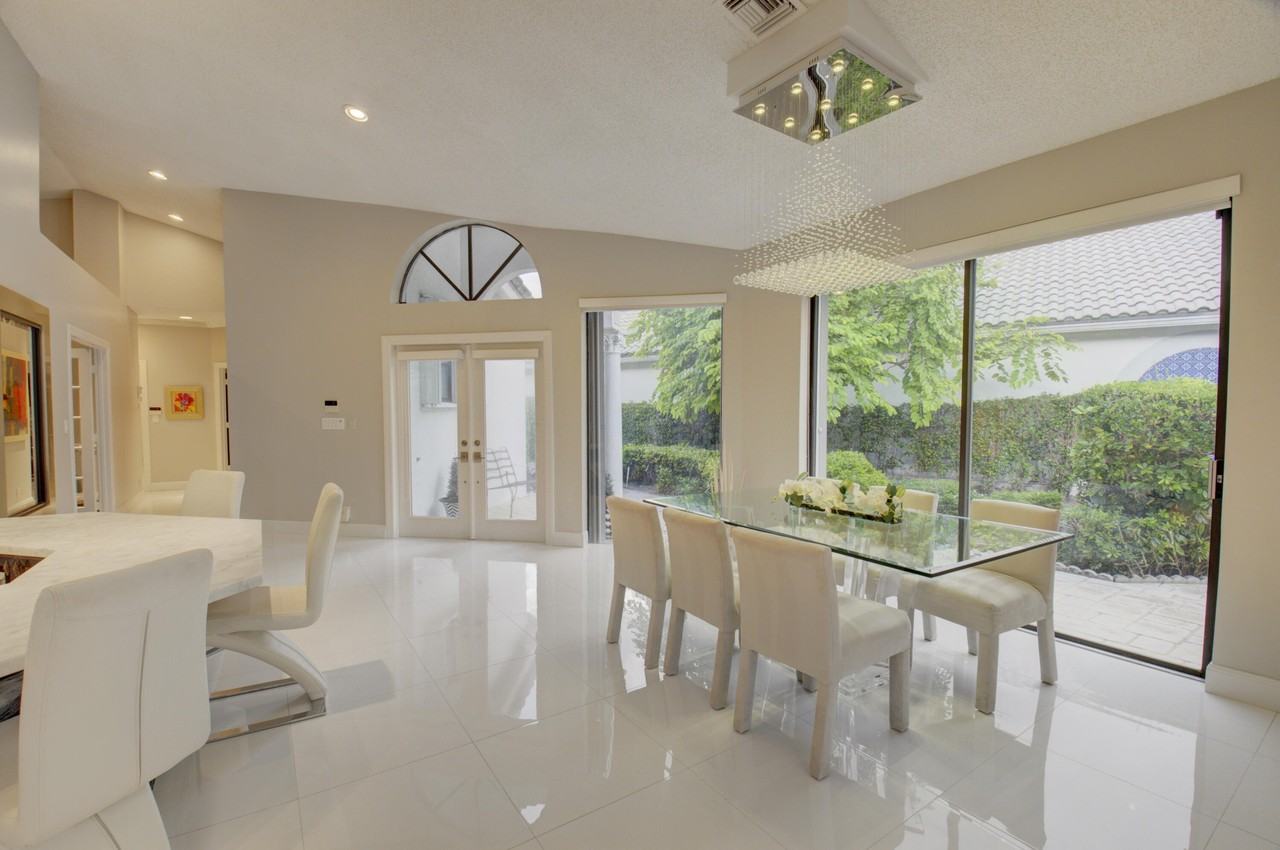 2106 Nw 60th Cir - Photo 4 of 50