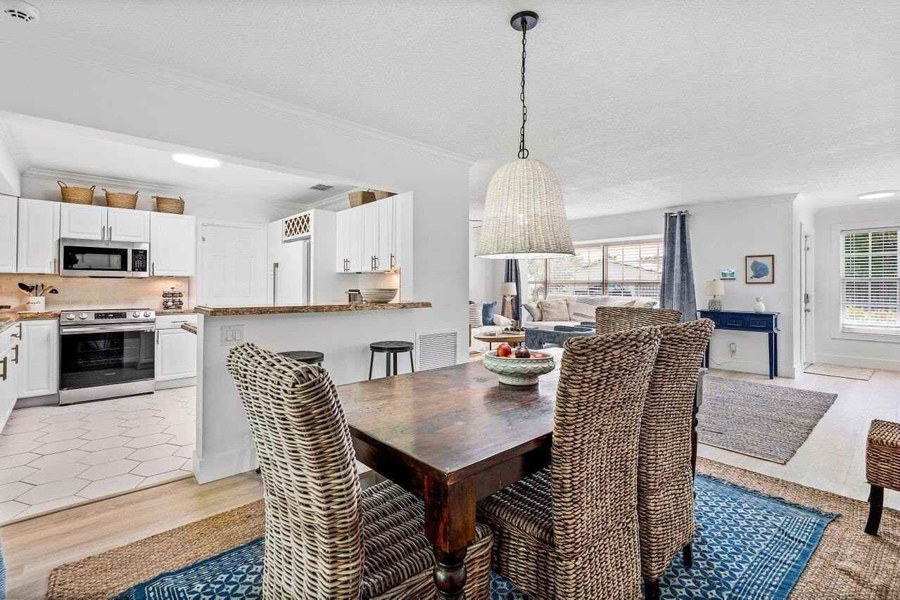 5221 Ne 26th Ave - Photo 6 of 13