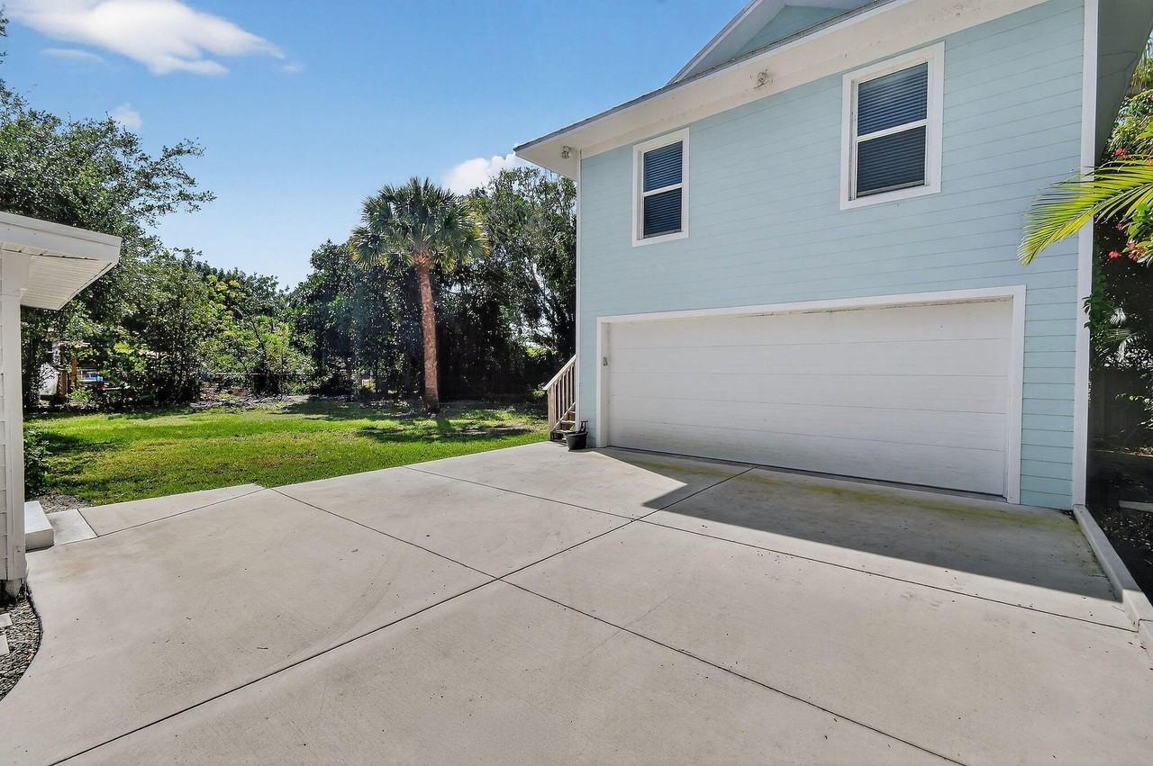 608 Se 5th St - Photo 2 of 19