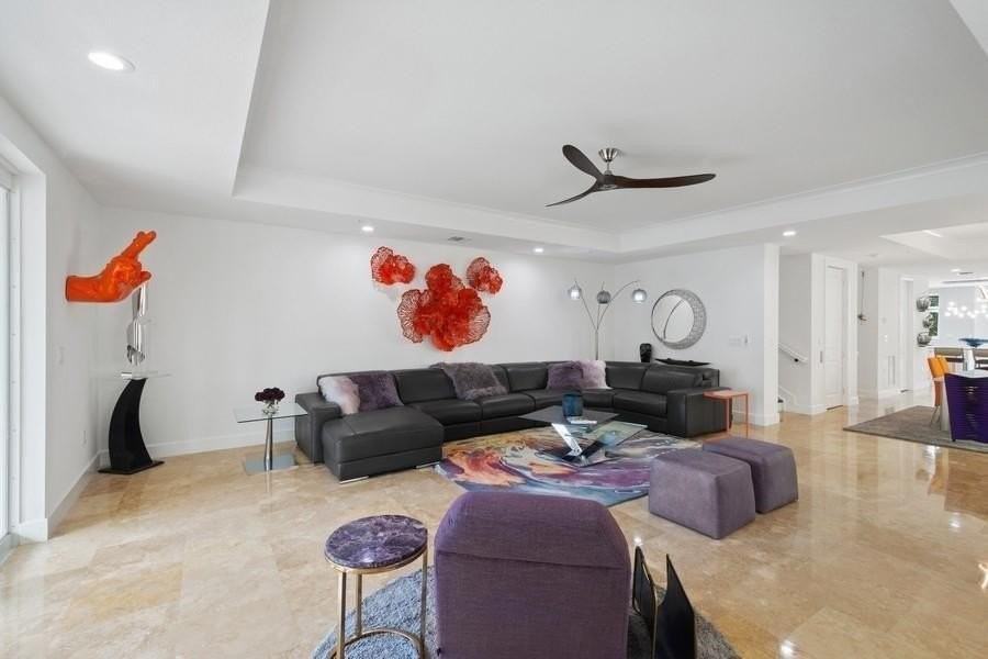 63 Isle Of Venice Dr - Photo 3 of 12