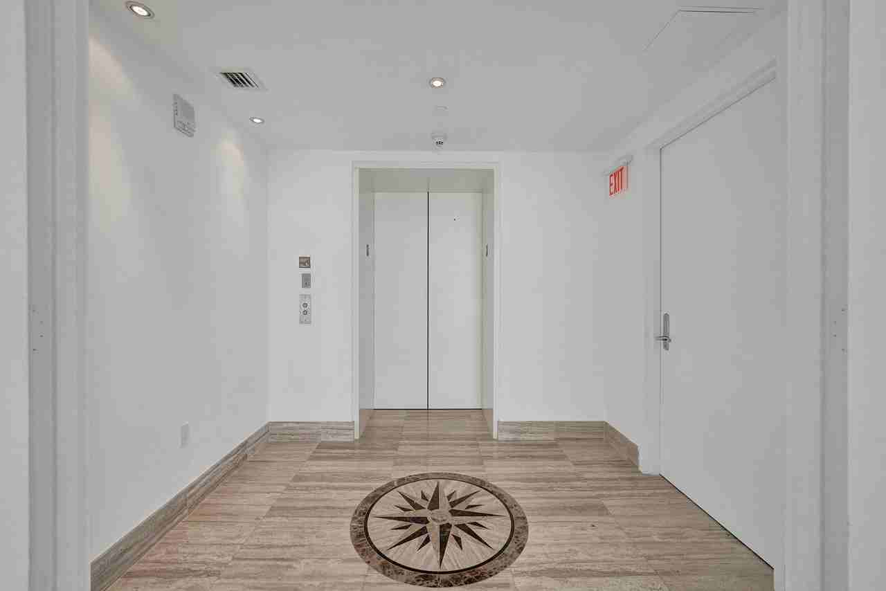 101 S Fort Lauderdale Beach Blvd #806 - Photo 5 of 50