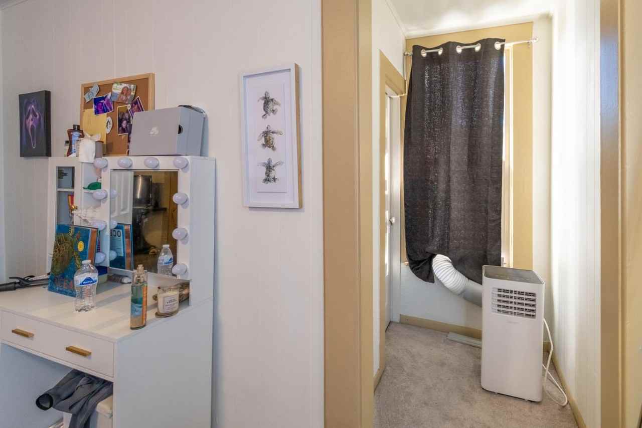 5742 2nd Ave TRIPLEX - Photo 3 of 8