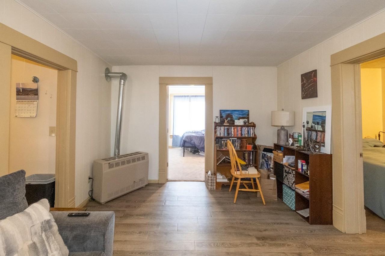 5742 2nd Ave TRIPLEX - Photo 5 of 8