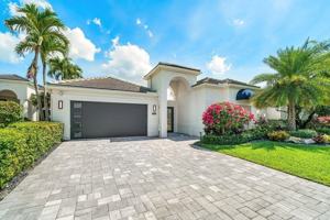 featured image of 3506 Nw Clubside Cir