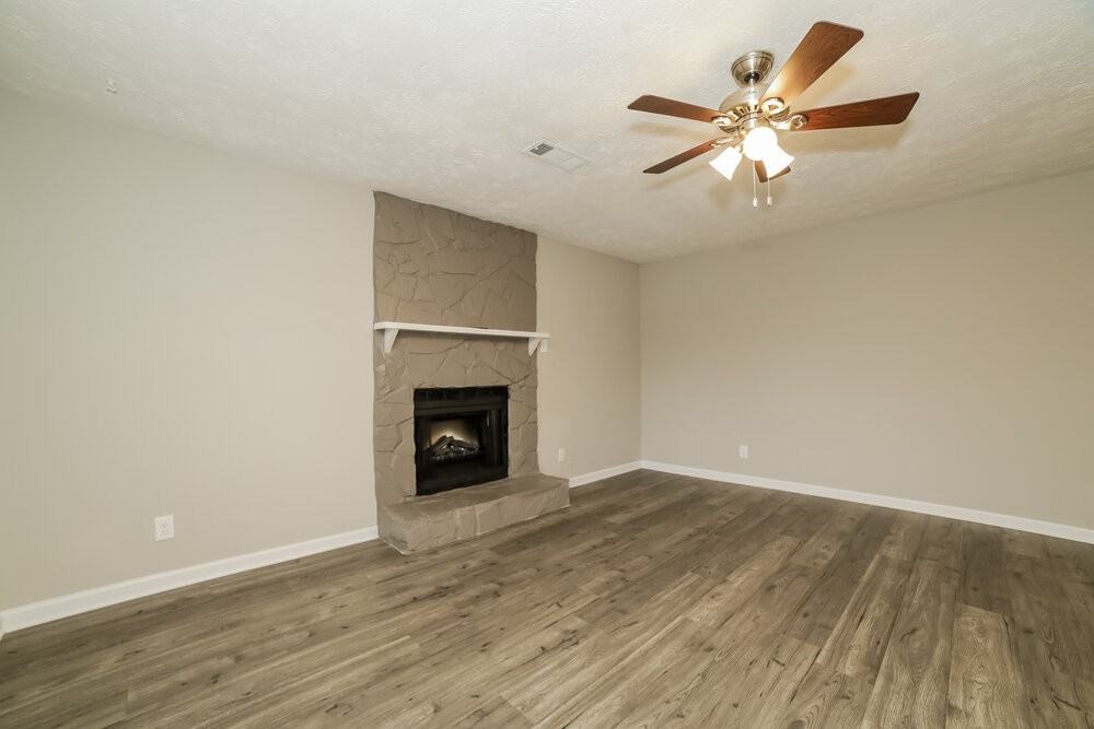 3531 Weathered Wood Dr - Photo 4 of 17